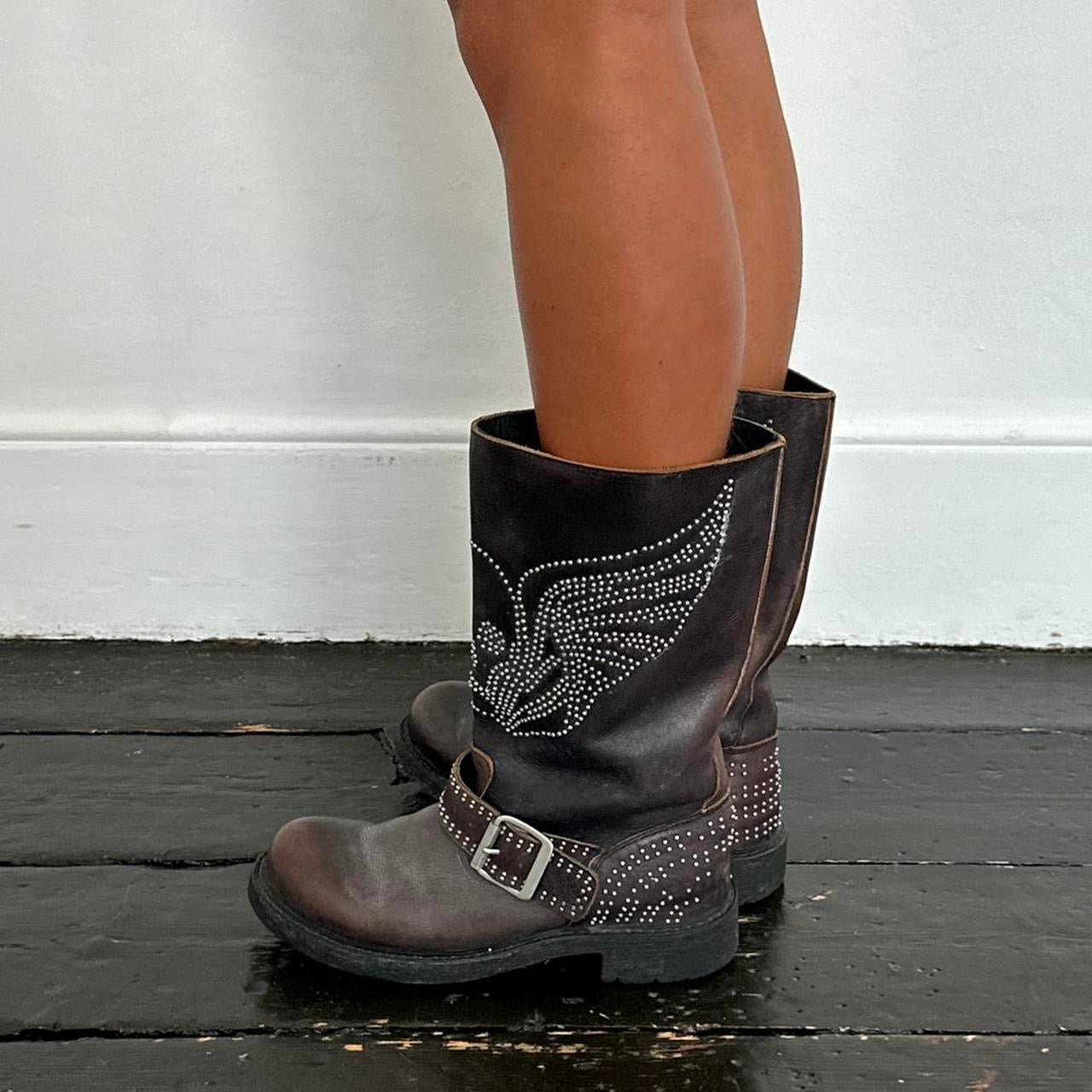 Vintage 90’s angel wing skull studded leather biker boots