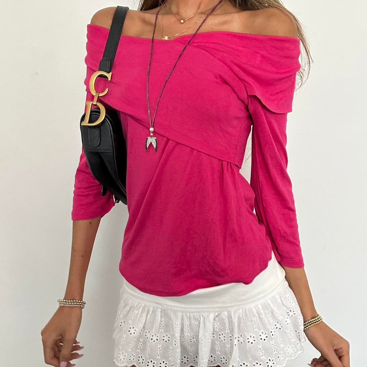 Vintage 2000’s off shoulder pink top