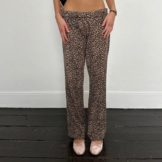 Vintage 2000’s leopard print sweatpants