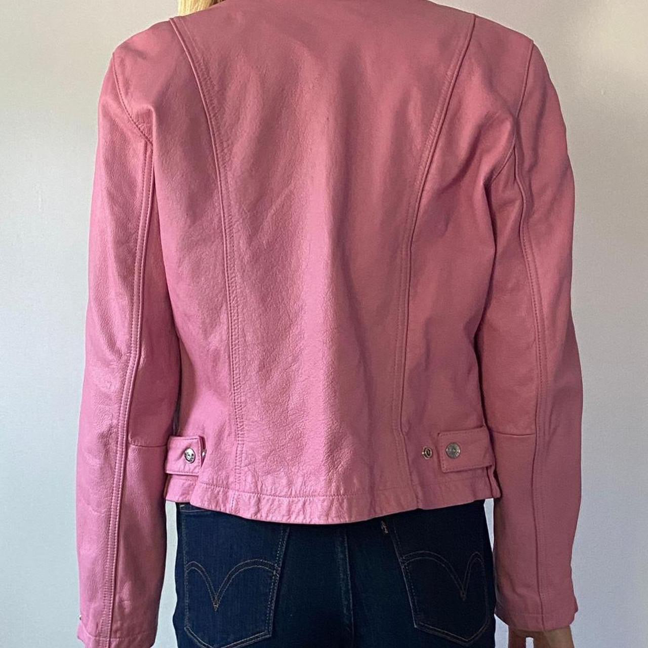 Vintage early 2000s pink leather jacket 🎀