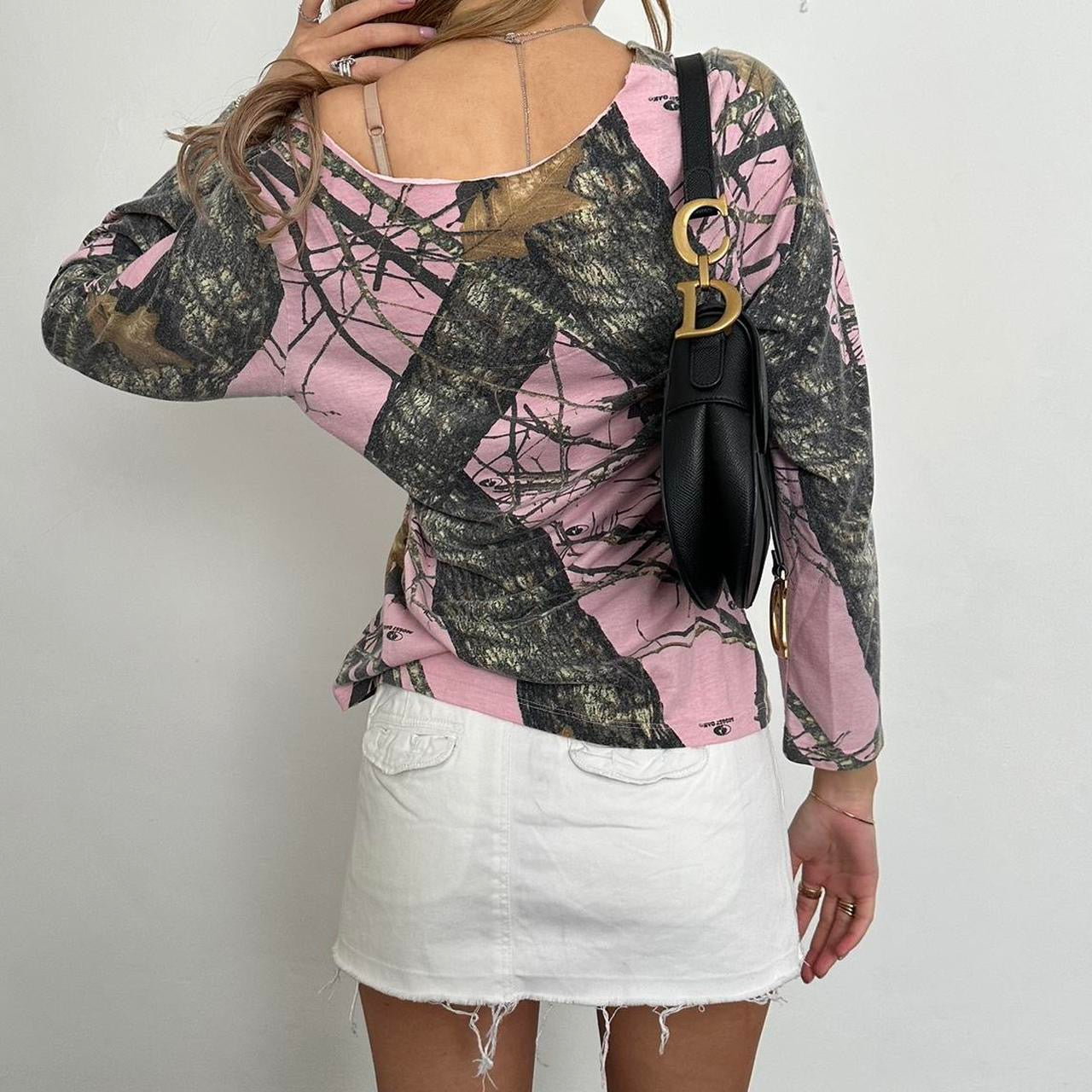 Vintage 90’s camouflage pink long sleeve top