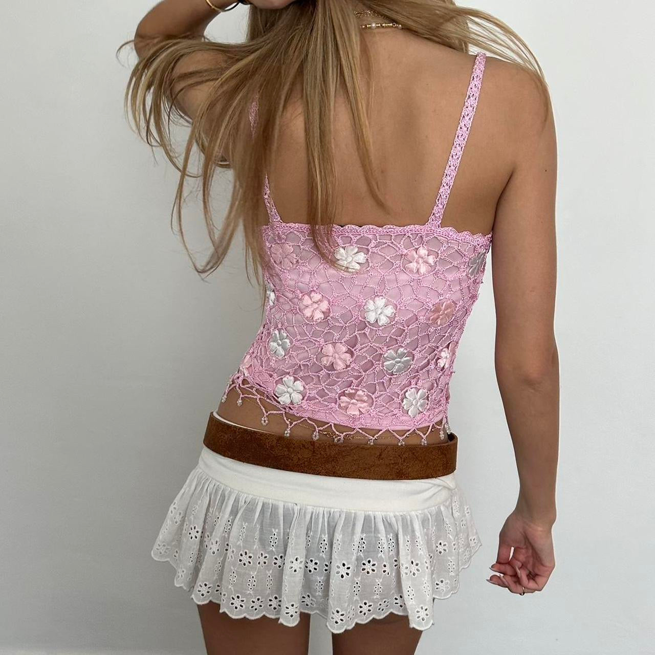 Vintage pink crochet flower cami top 💕