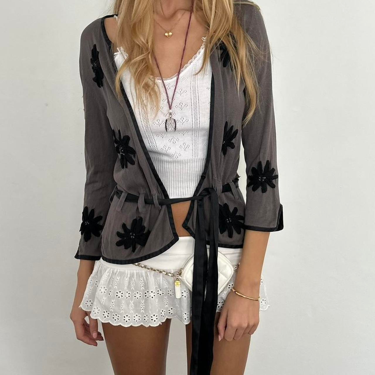 Vintage 90’s black & grey floral cardigan top