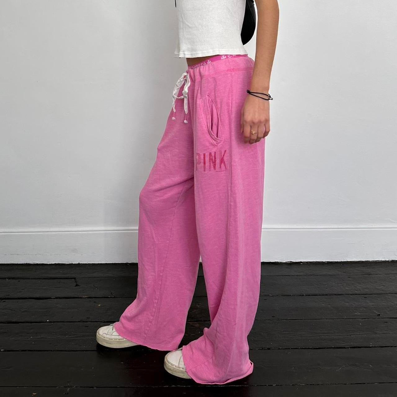 Vintage 2000’s Victorias Secret pink sweatpants