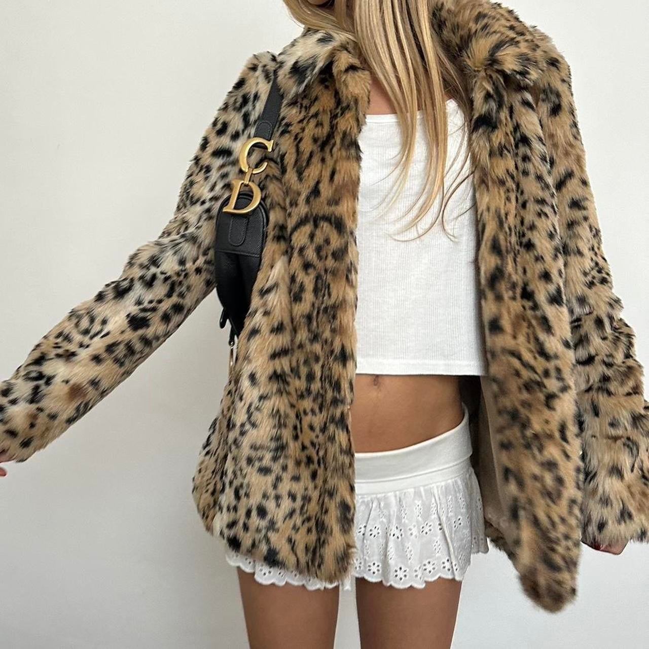 Vintage 2000’s leopard print faux fur jacket