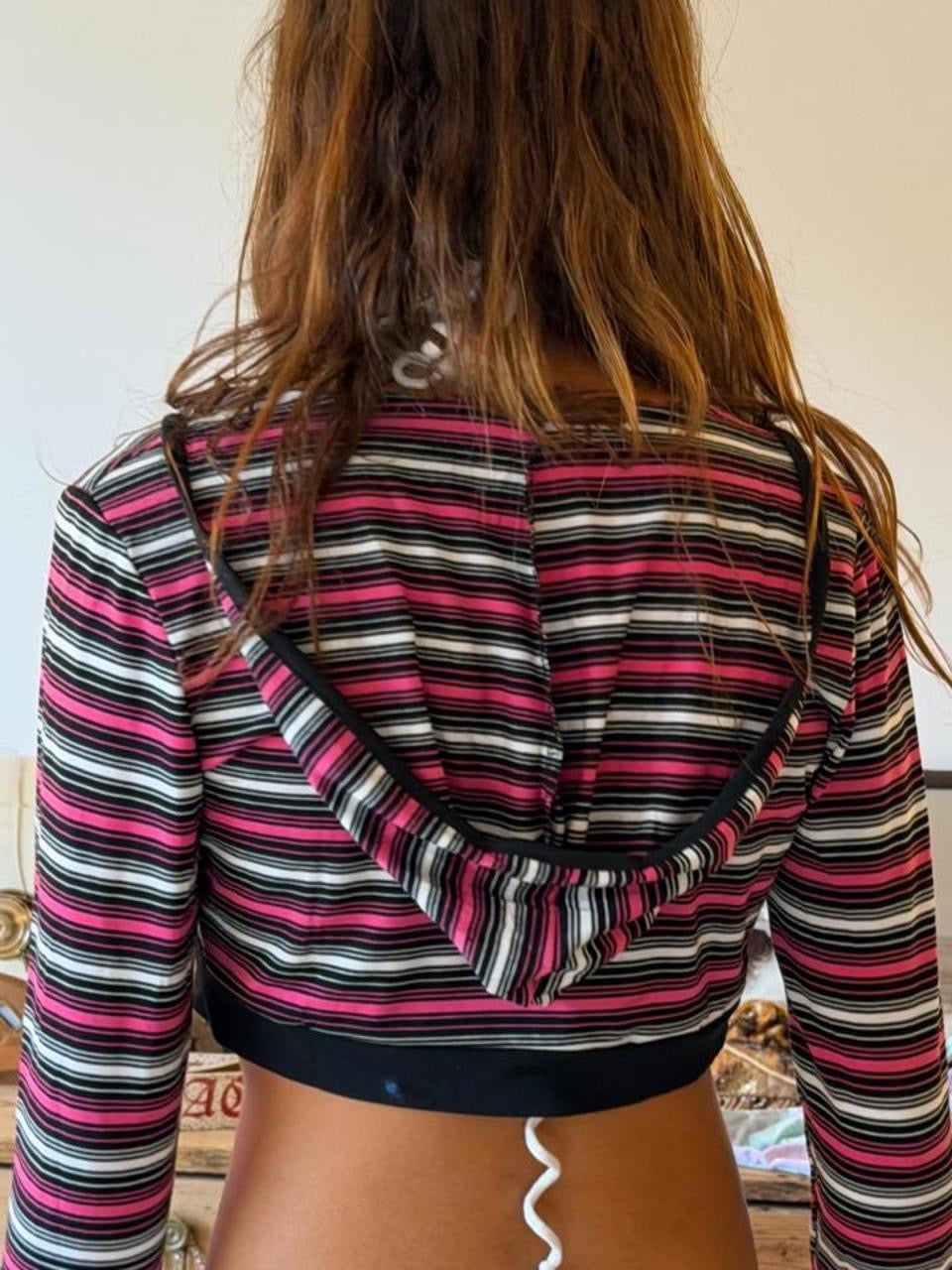 Vintage 00’s striped long sleeve top with hoodie