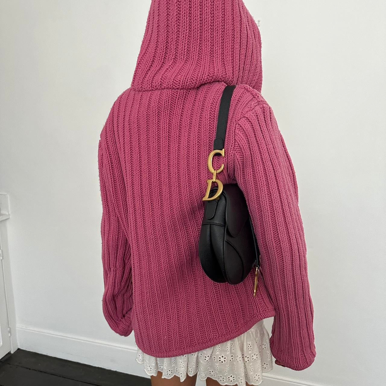 Vintage 2000’s pink knitted hooded zip up