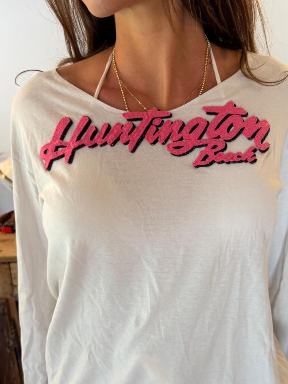 Vintage 00’s Huntington Beach white and pink long sleeve top