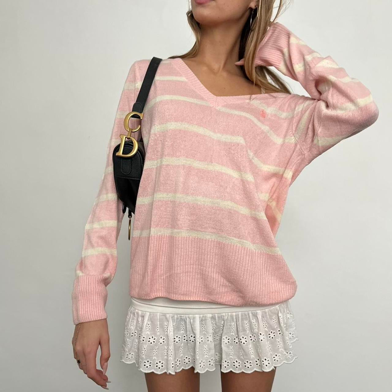 Vintage 2000’s pink striped sweater 🎀