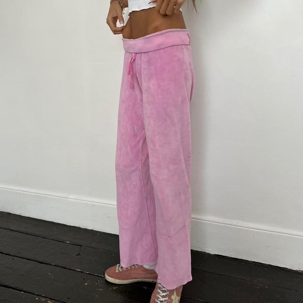 Vintage 2000’s Victoria’s Secret pink velvet pants