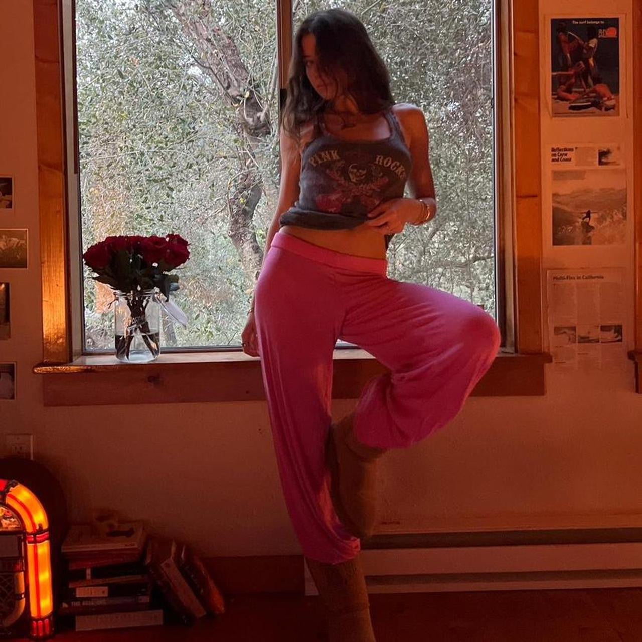 Vintage 90’s Victoria’s Secret pink sweatpants