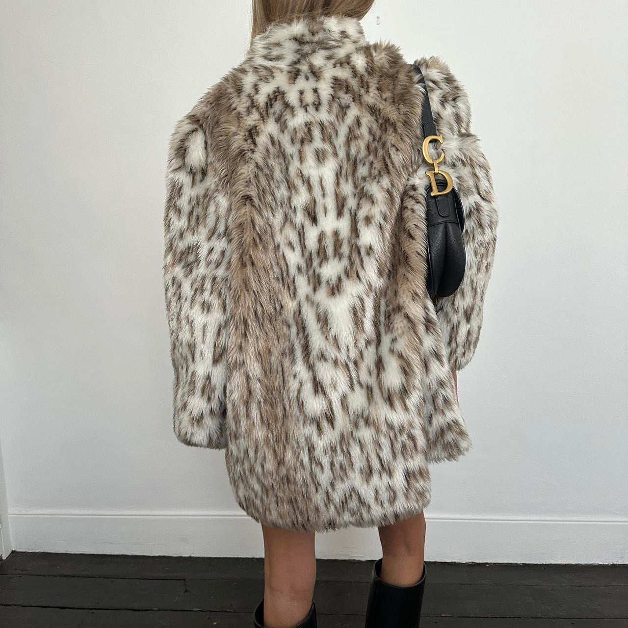 Vintage 90’s leopard faux fur jacket