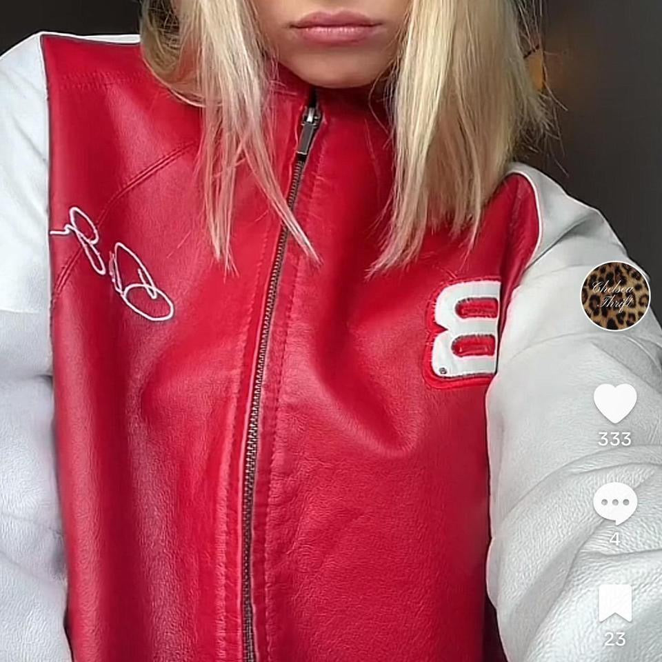 Vintage early 90’s varsity red leather jacket 🎀