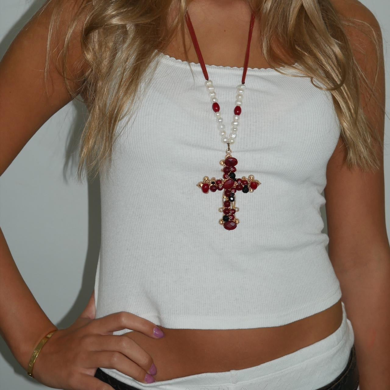 Vintage 90’s red pearl design cross necklace