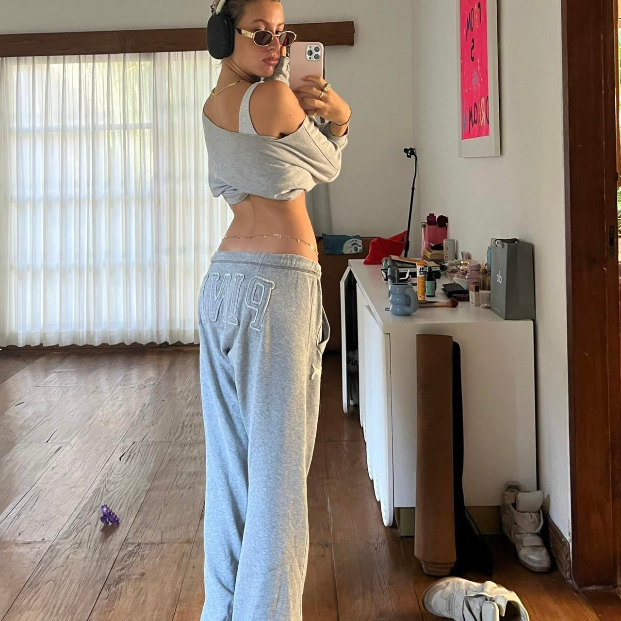 Vintage 2000’s Victoria’s Secret grey soft sweatpants