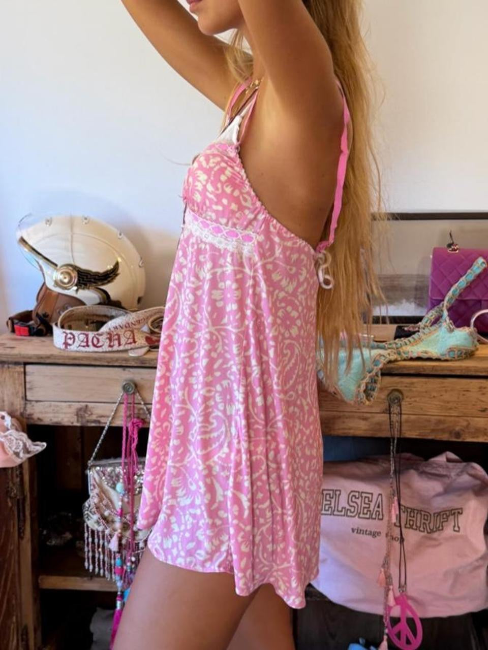 Vintage 00’s pink cute mini dress