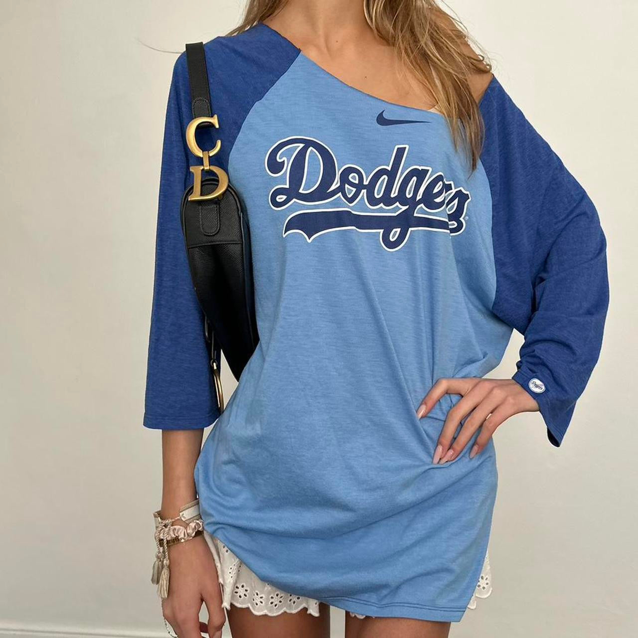 Vintage 2000’s Dodgers blue long sleeve top