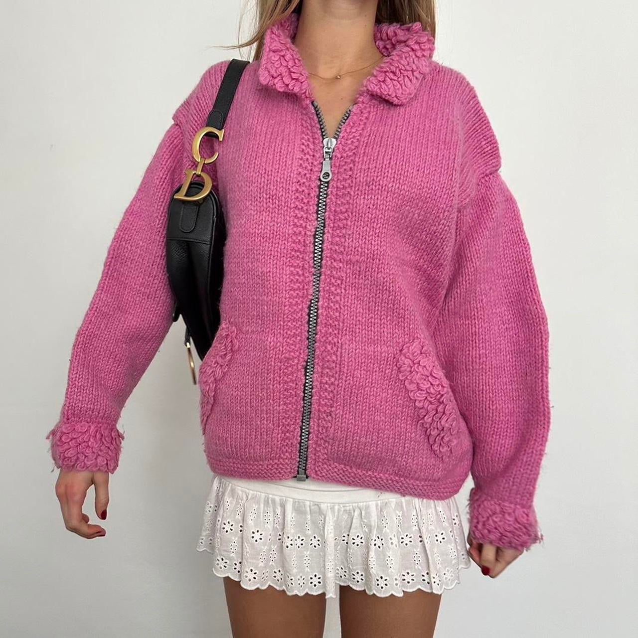 Vintage knitted pink zip up 🧺