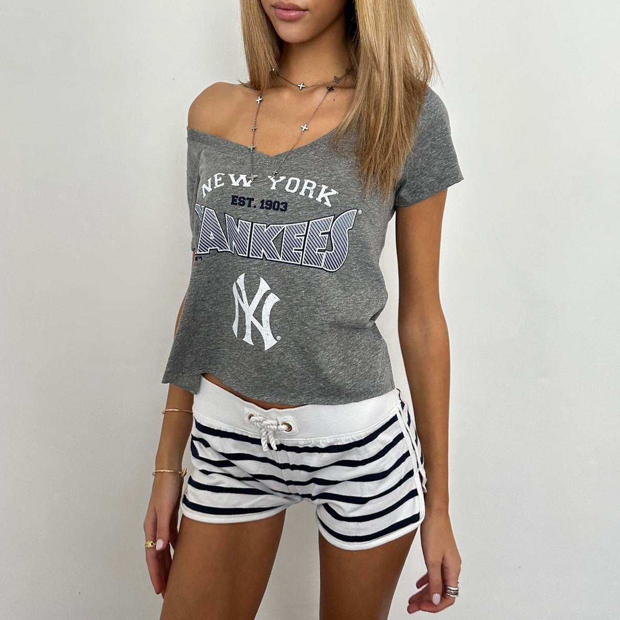 Vintage New York Yankees baby tee