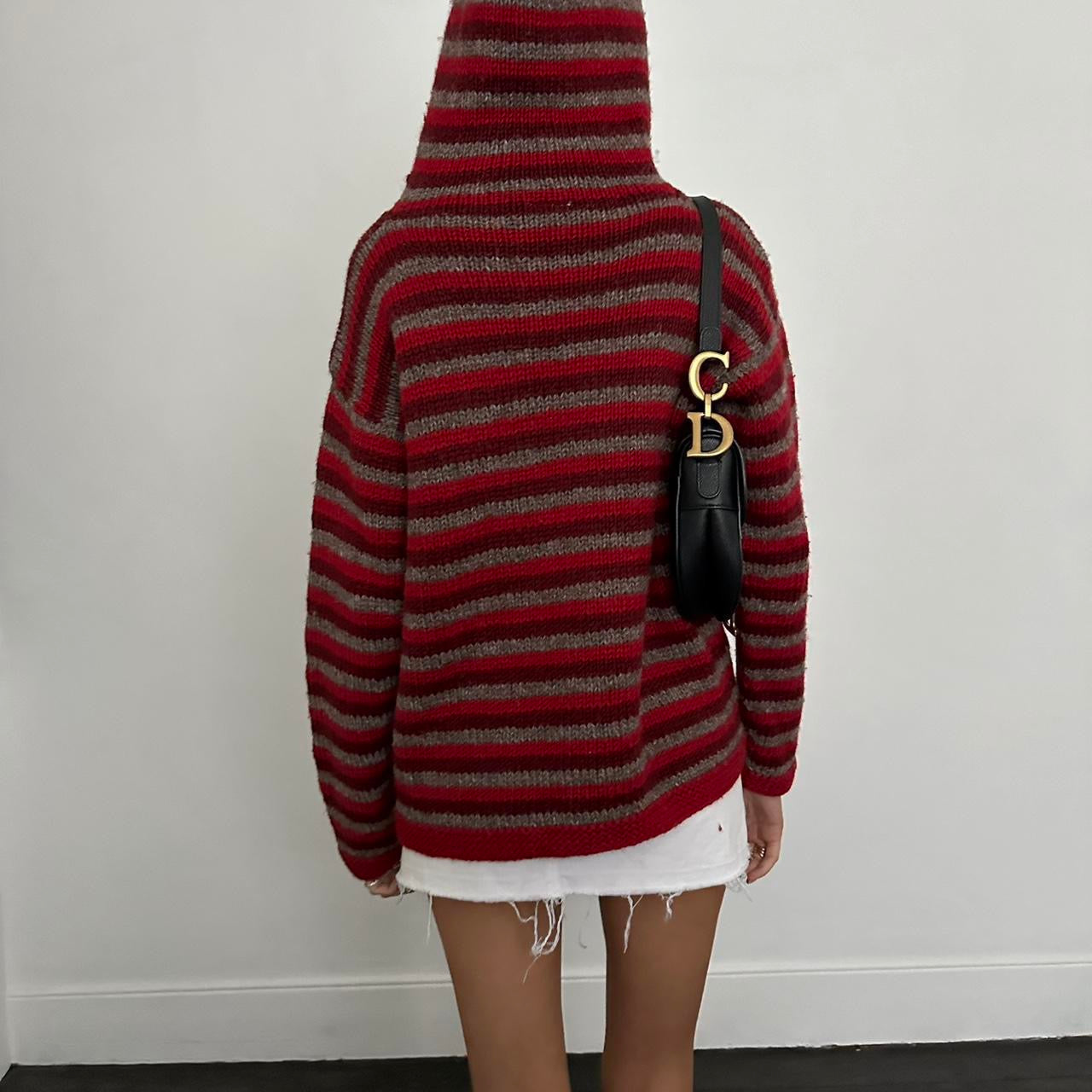 Vintage knitted red striped zip up jacket 🧺