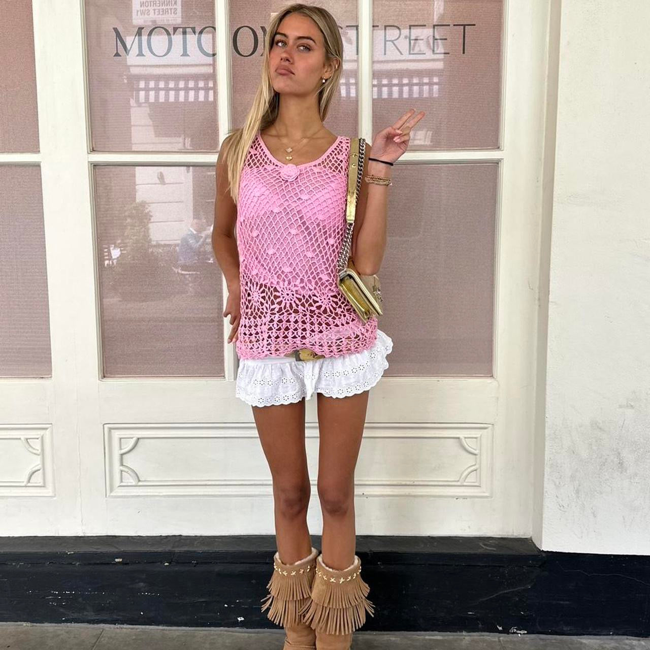 Vintage 2000’s pink crochet top