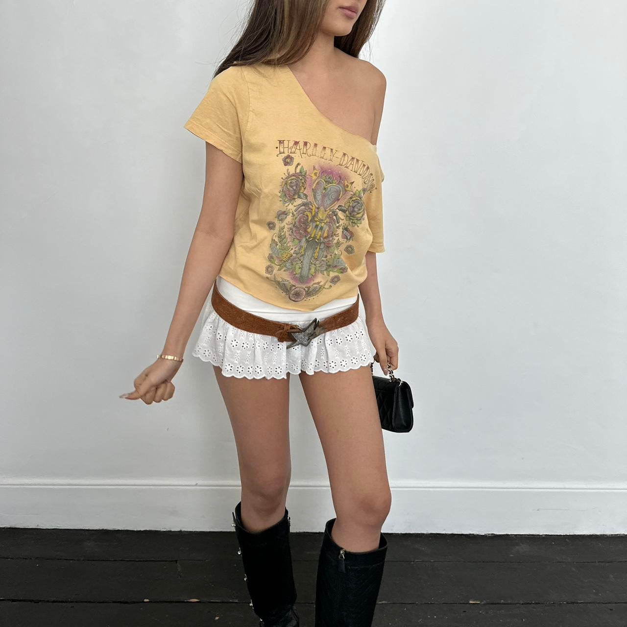 Vintage 90’s Harley Davidson top 💛