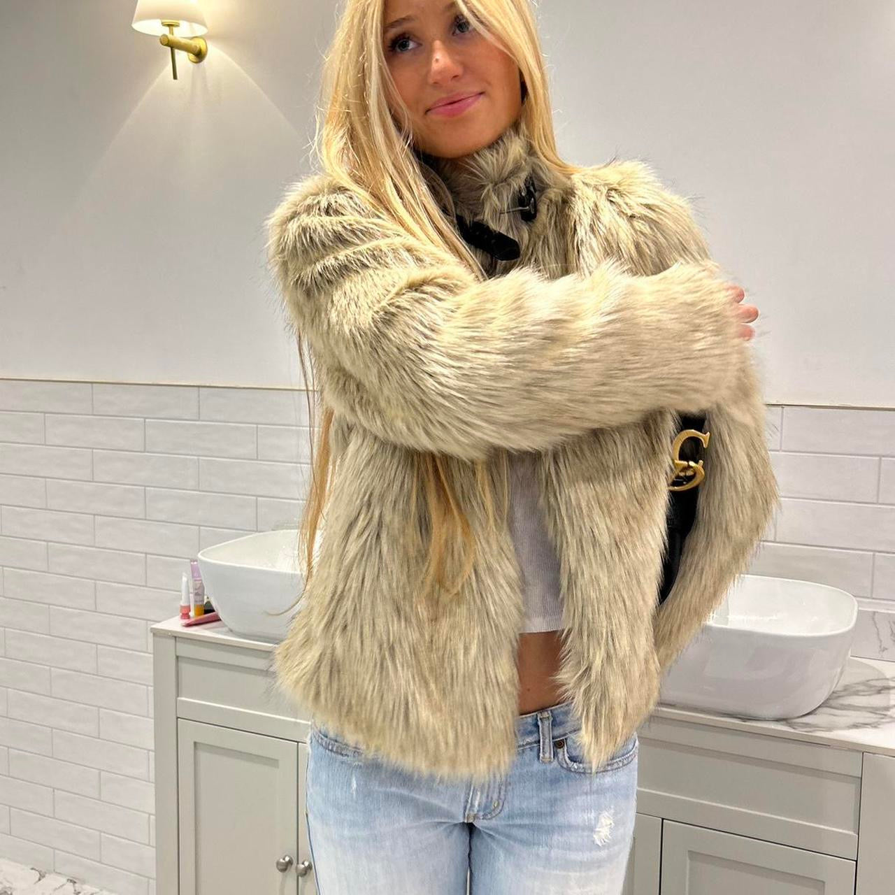 Vintage 2000’s faux fur jacket