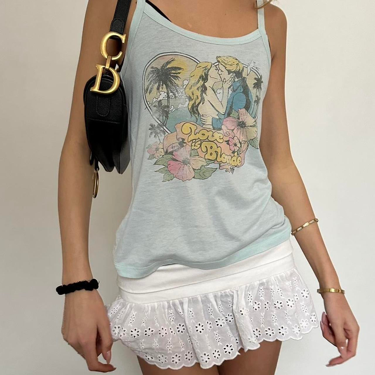 Vintage 2000’s ‘Love is Blonde’ graphic tank top