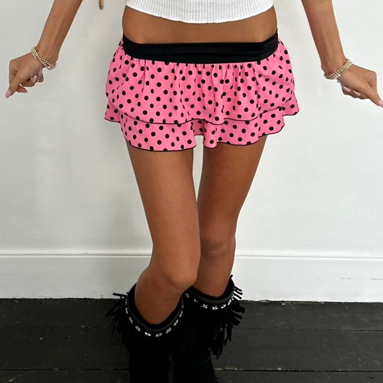 Vintage 90’s pink and black polka dots mini skirt