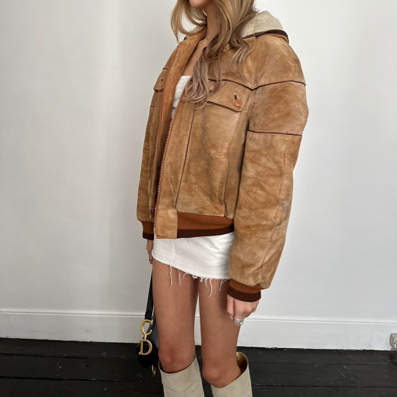 Vintage 90’s brown/tan bomber graphic leather jacket
