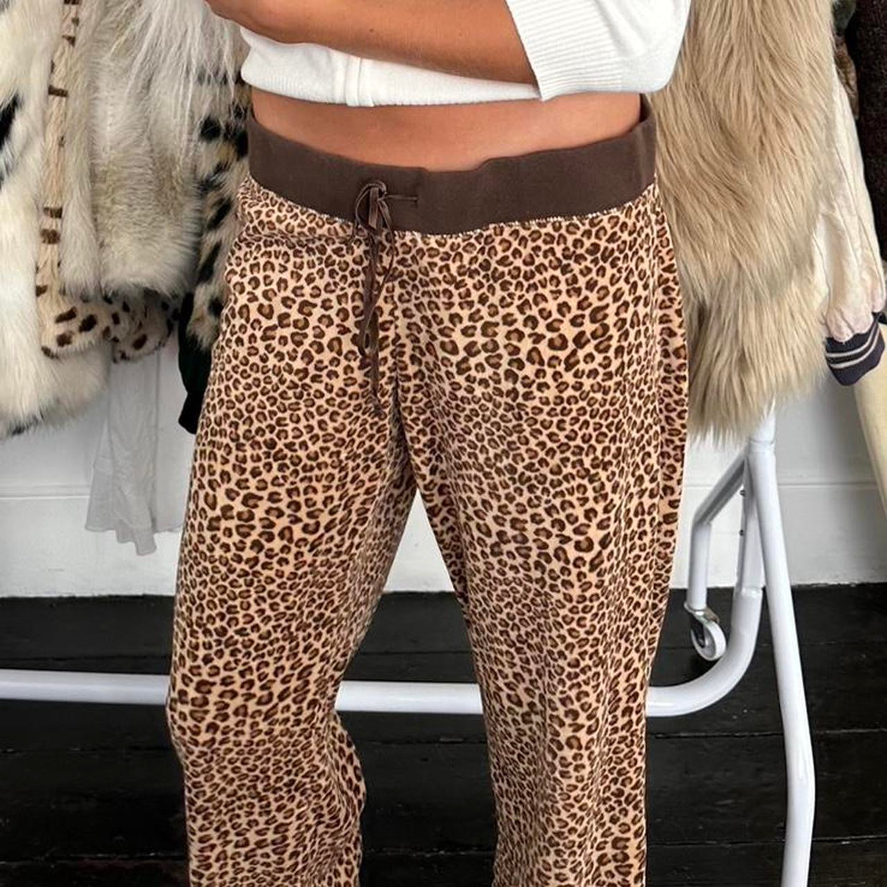 Vintage 90’s cheetah print sweatpants