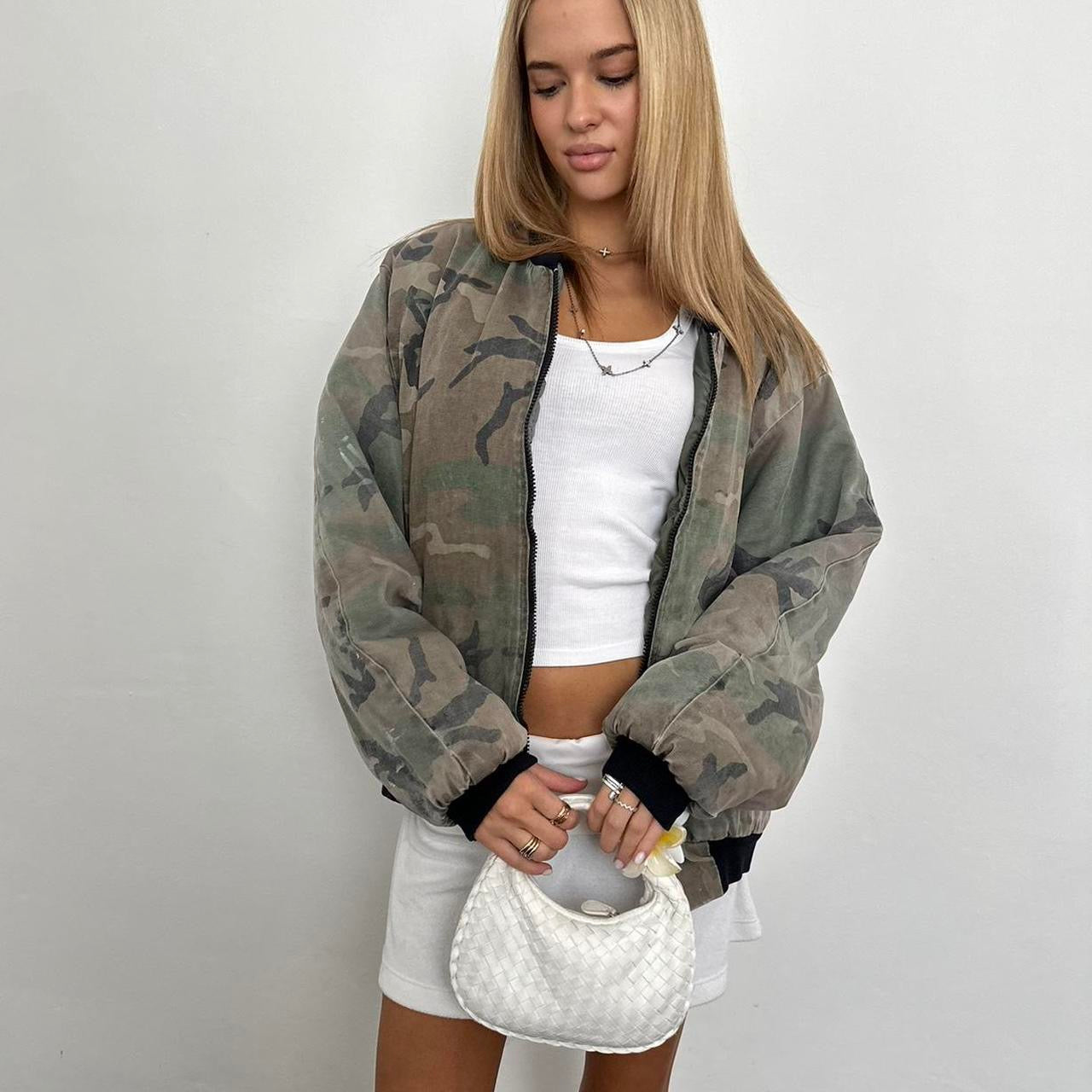 Vintage 90’s camouflage bomber jacket