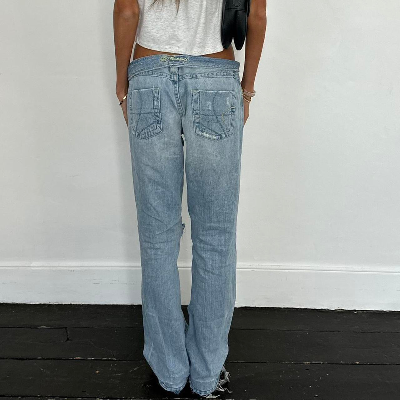 Vintage 00s distressed boyfit bootcut jeans