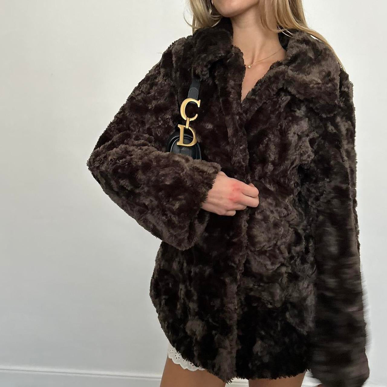 Vintage 2000’s dark brown faux fur jacket