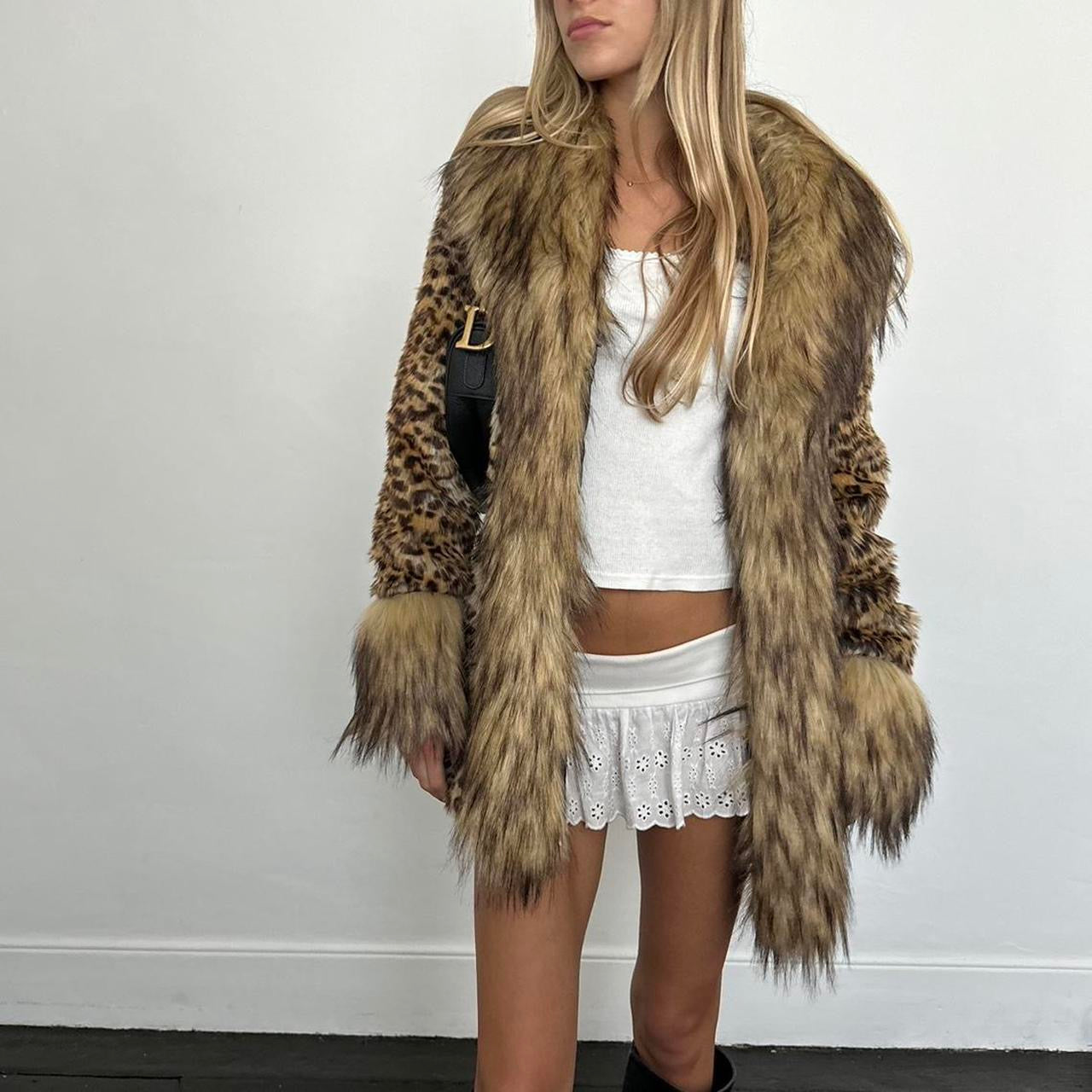 Vintage 2000’s faux fur leopard jacket