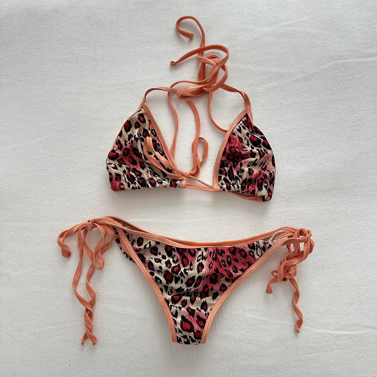 Vintage 90’s leopard print bikini 🏝️