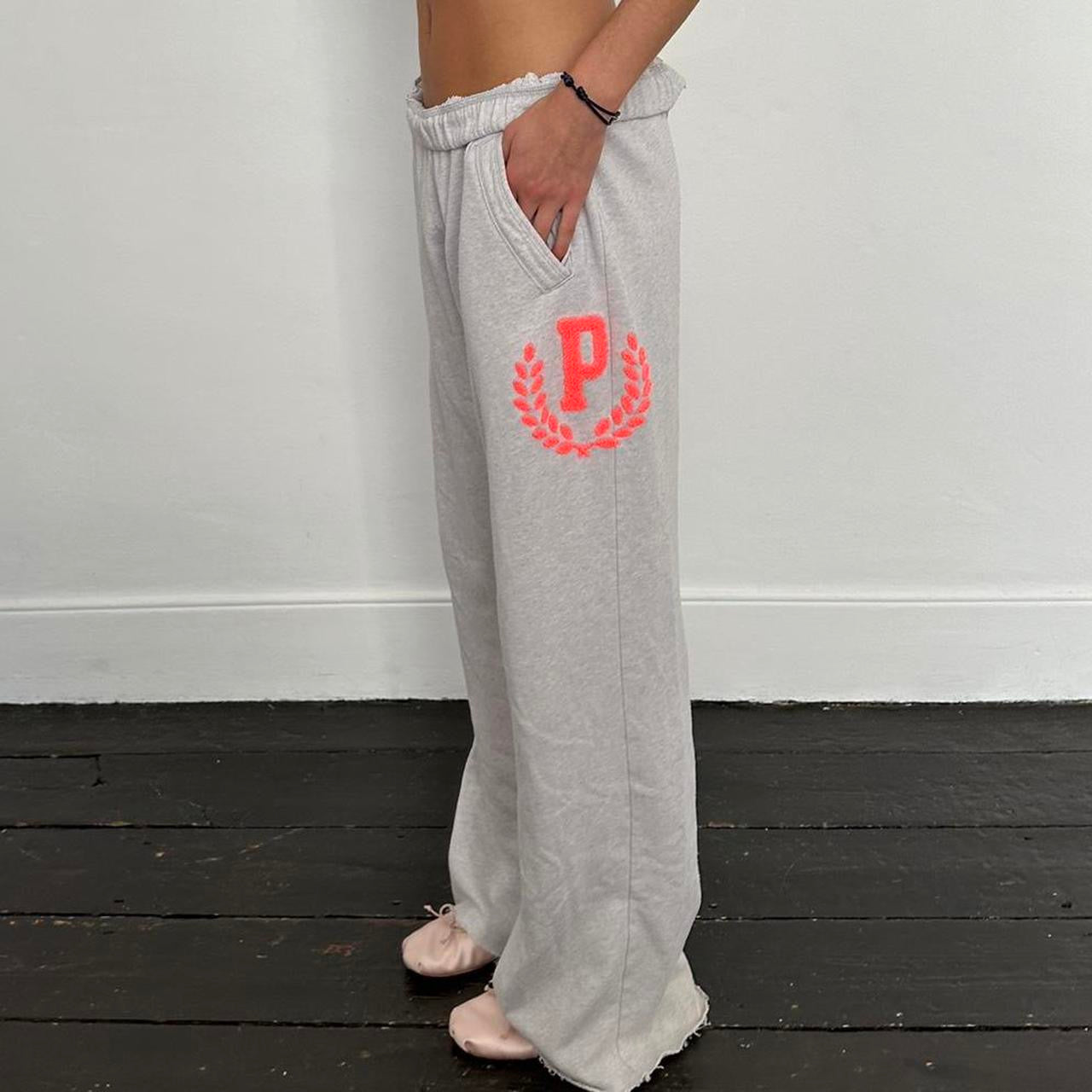 Vintage 2000’s Victoria’s Secret graphic grey sweatpants