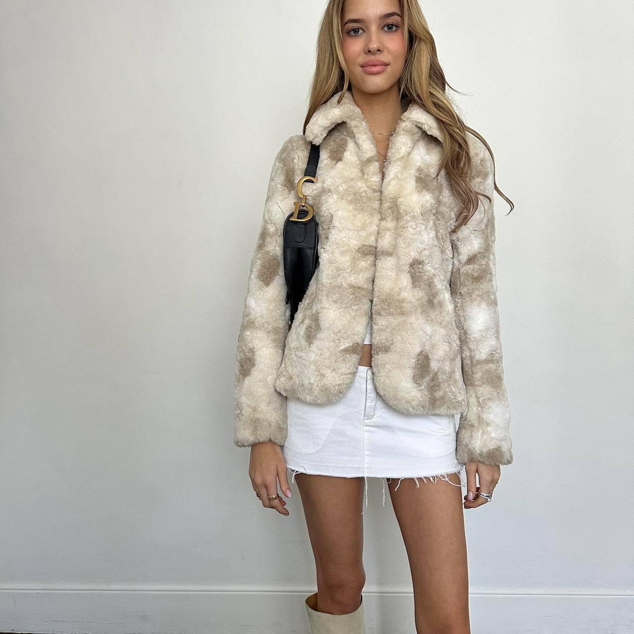 Vintage 2000’s cream & tan faux fur jacket