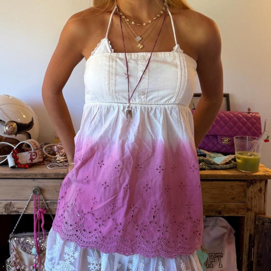 Vintage 00s pink ombre broderie strapless top