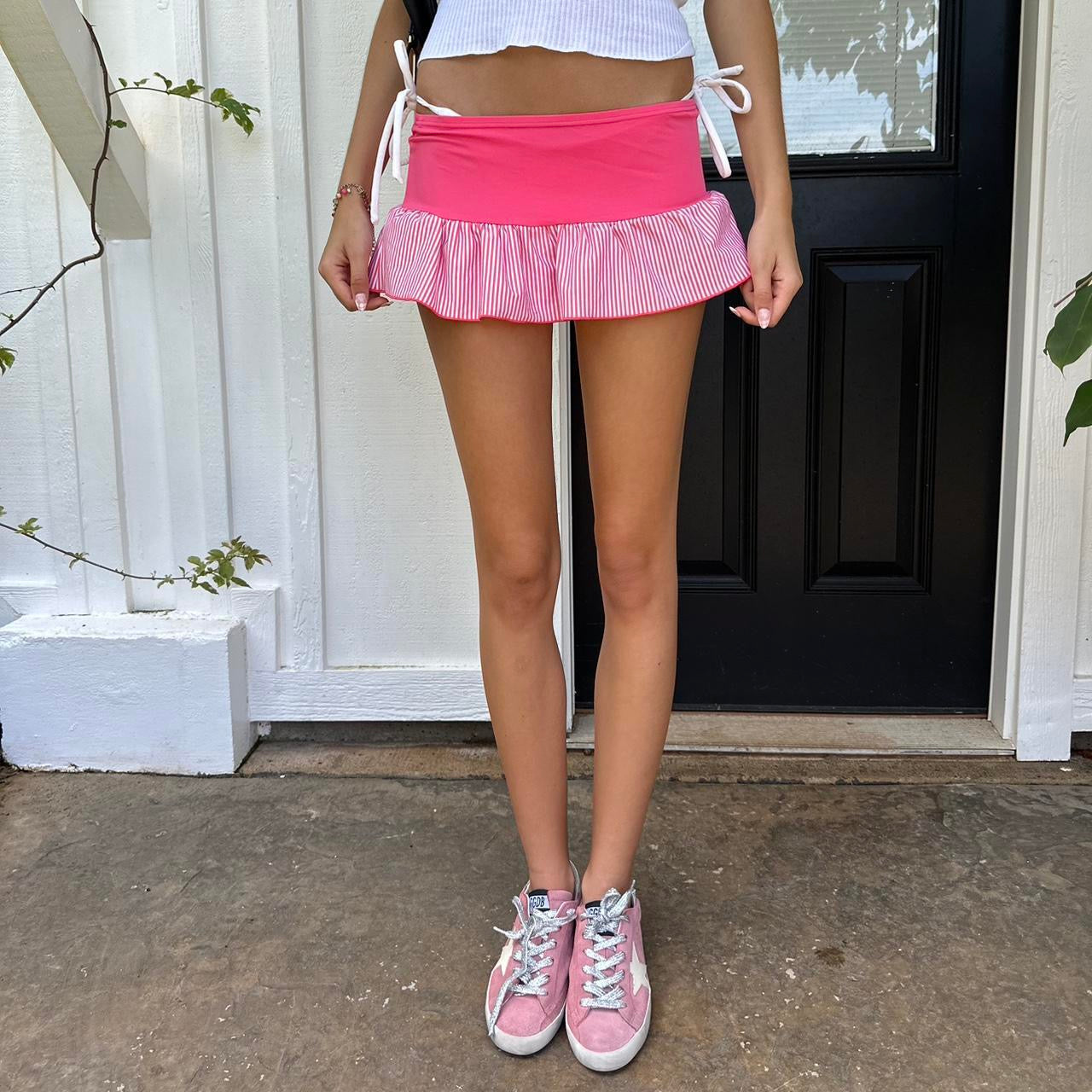 Vintage 90’s pink & stripe mini skirt
