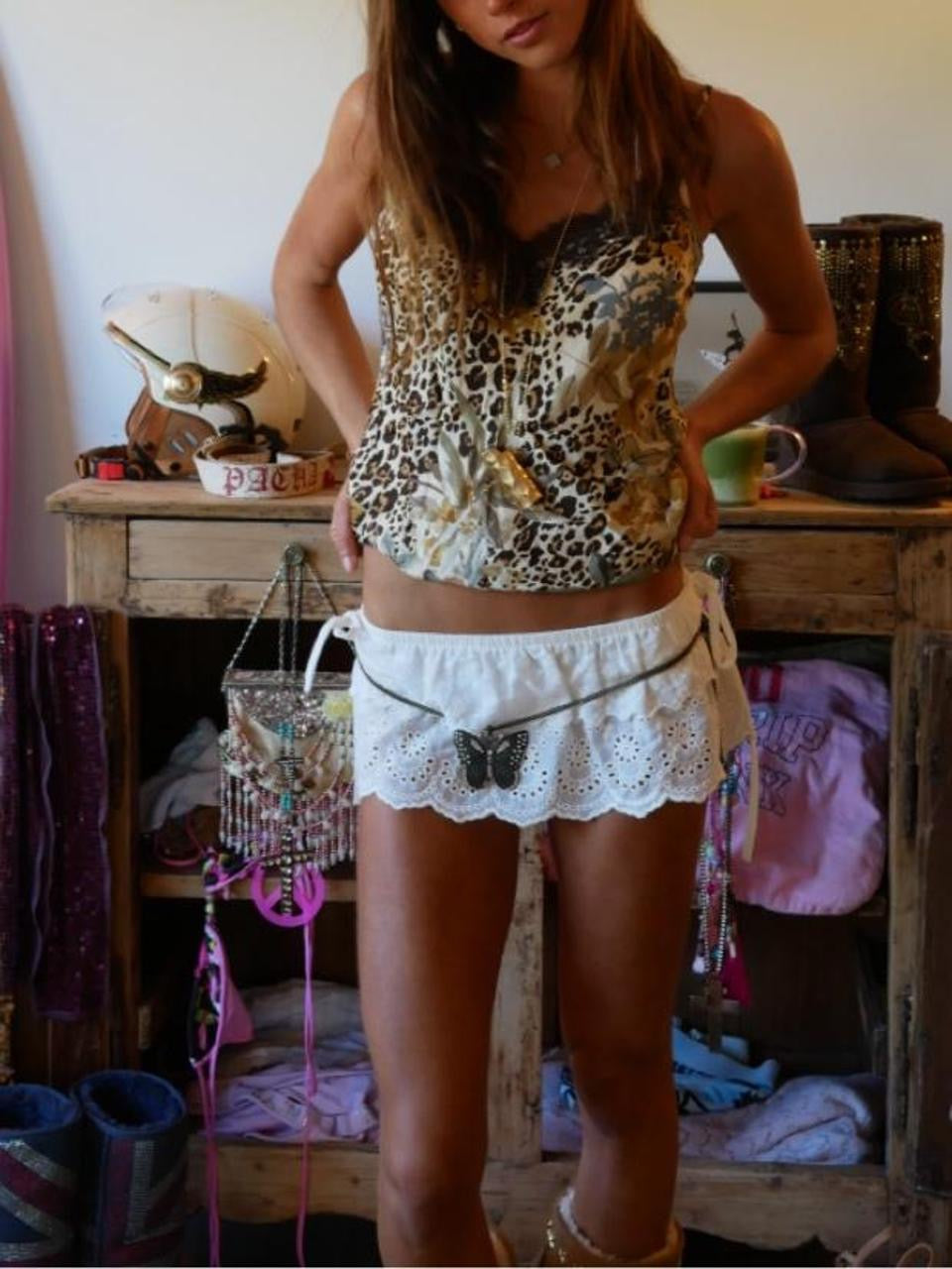 Vintage 00’s leopard black lace detailing cami top
