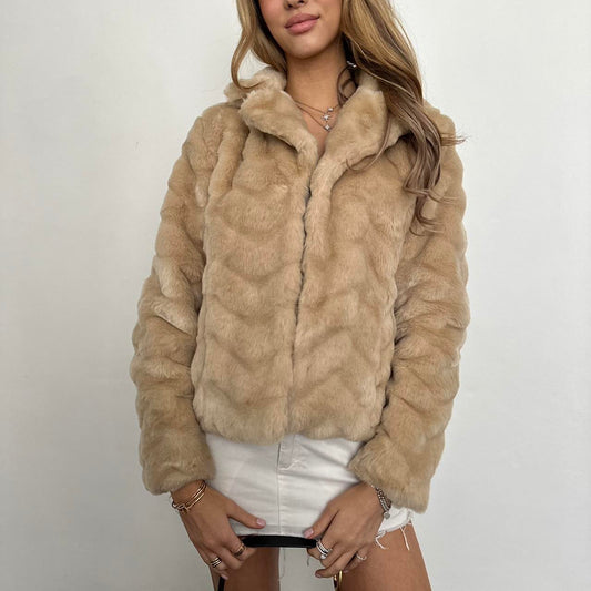 Vintage 2000’s tan faux fur jacket