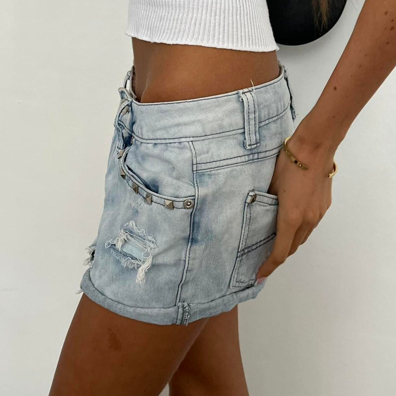 Vintage 00’s studded distressed denim shorts