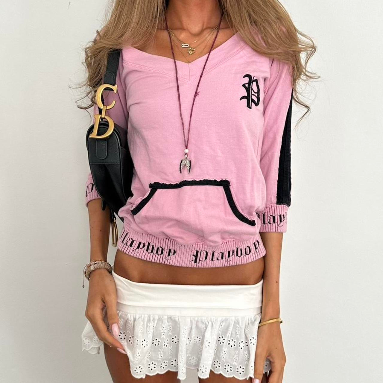 Vintage 90’s cool playboy gothic script cropped hoodie