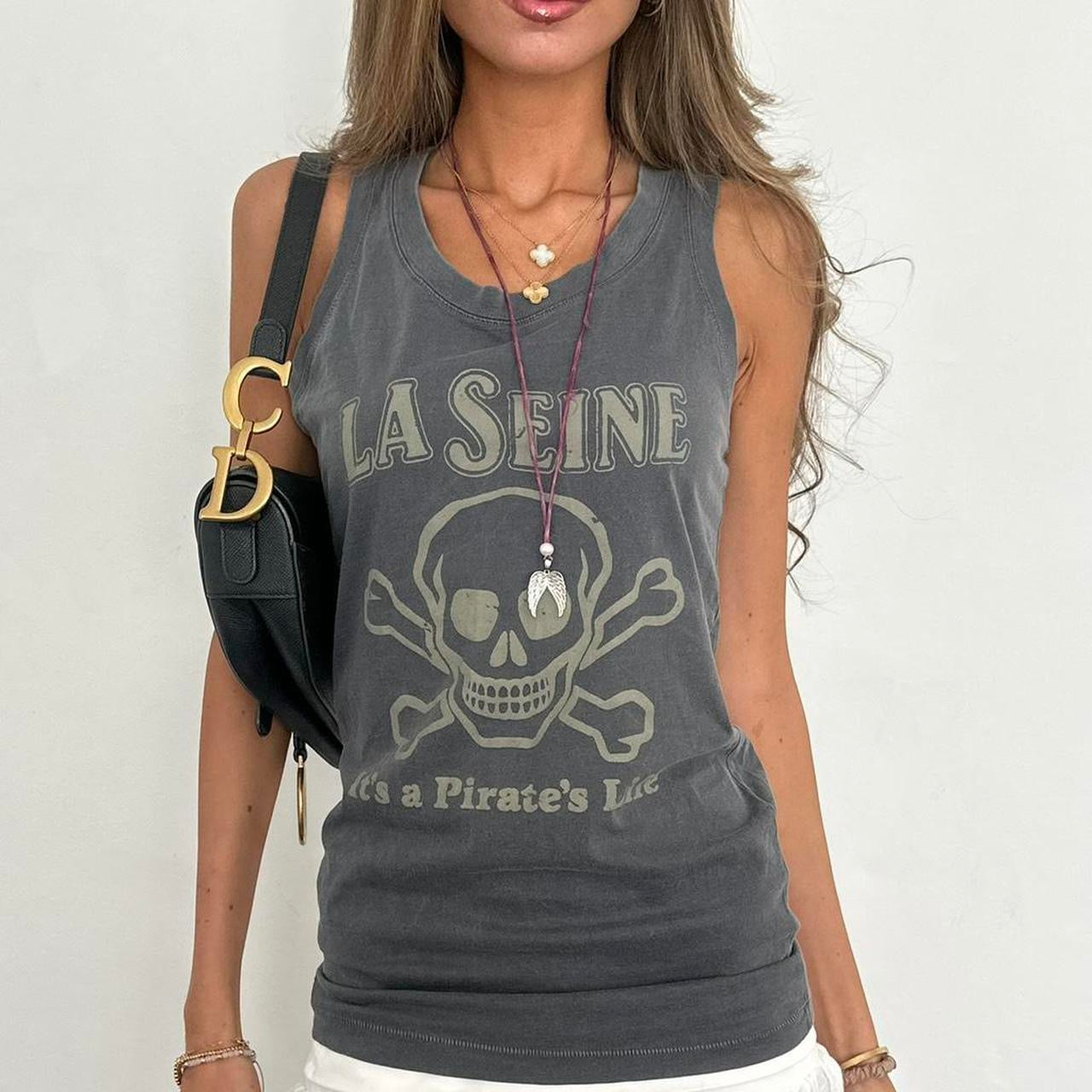 Vintage 00s grey skull and crossbones top