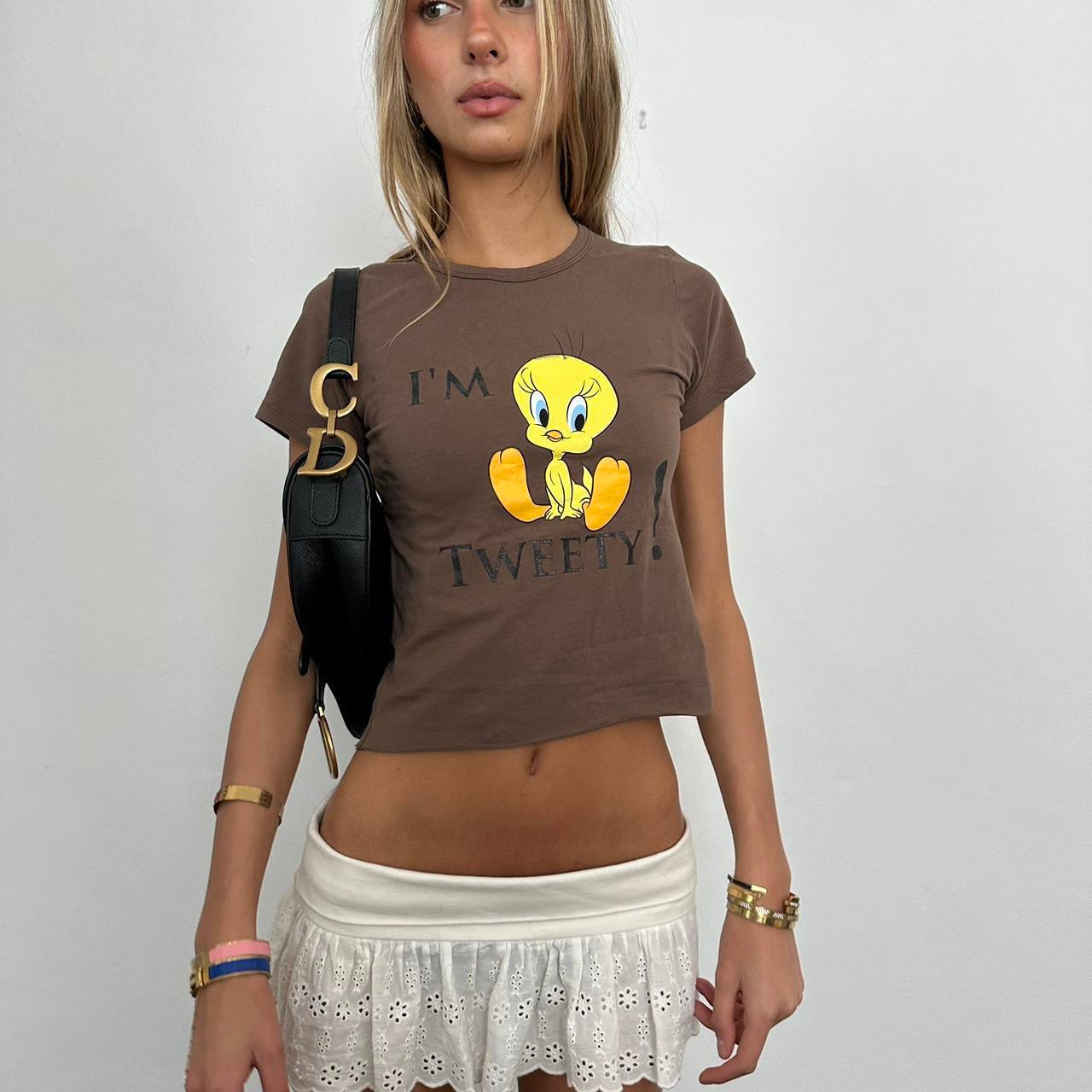 Vintage 90’s tweety brown baby tee 🤎