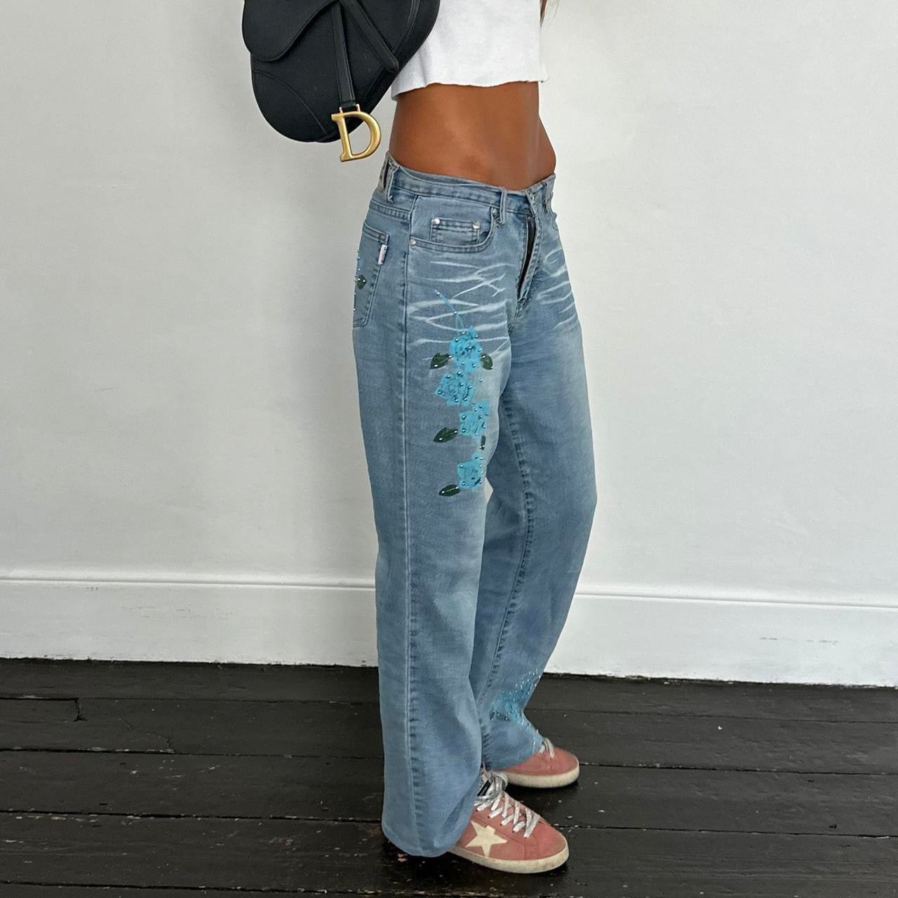Vintage 90’s blue flower wash relaxed jeans