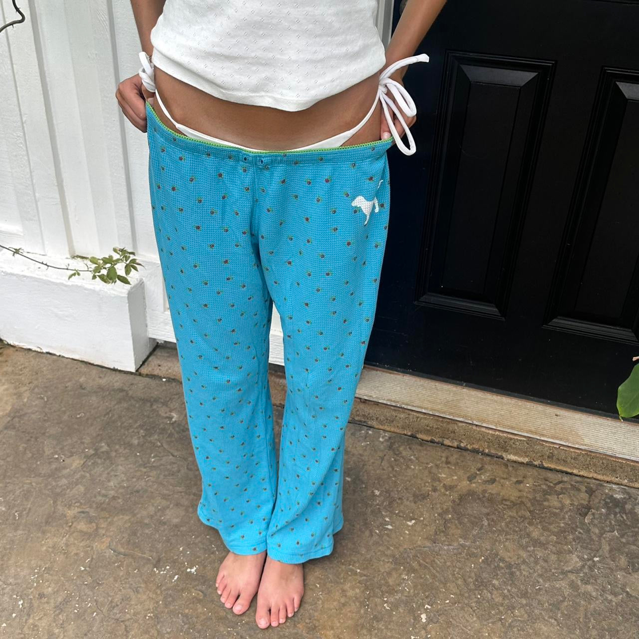 Vintage 2000’s Victoria’s Secret rare waffle material floral blue pants