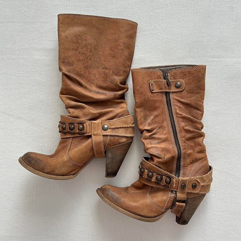 Vintage buckle bohemian boots