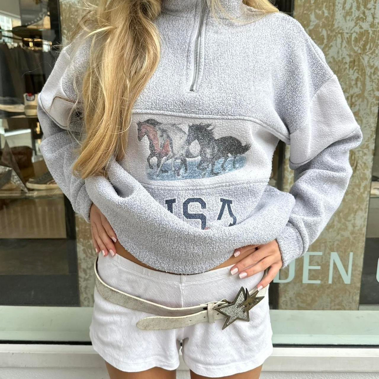 Vintage 2000’s horse USA 🇺🇸 quarter zip fleece sweater